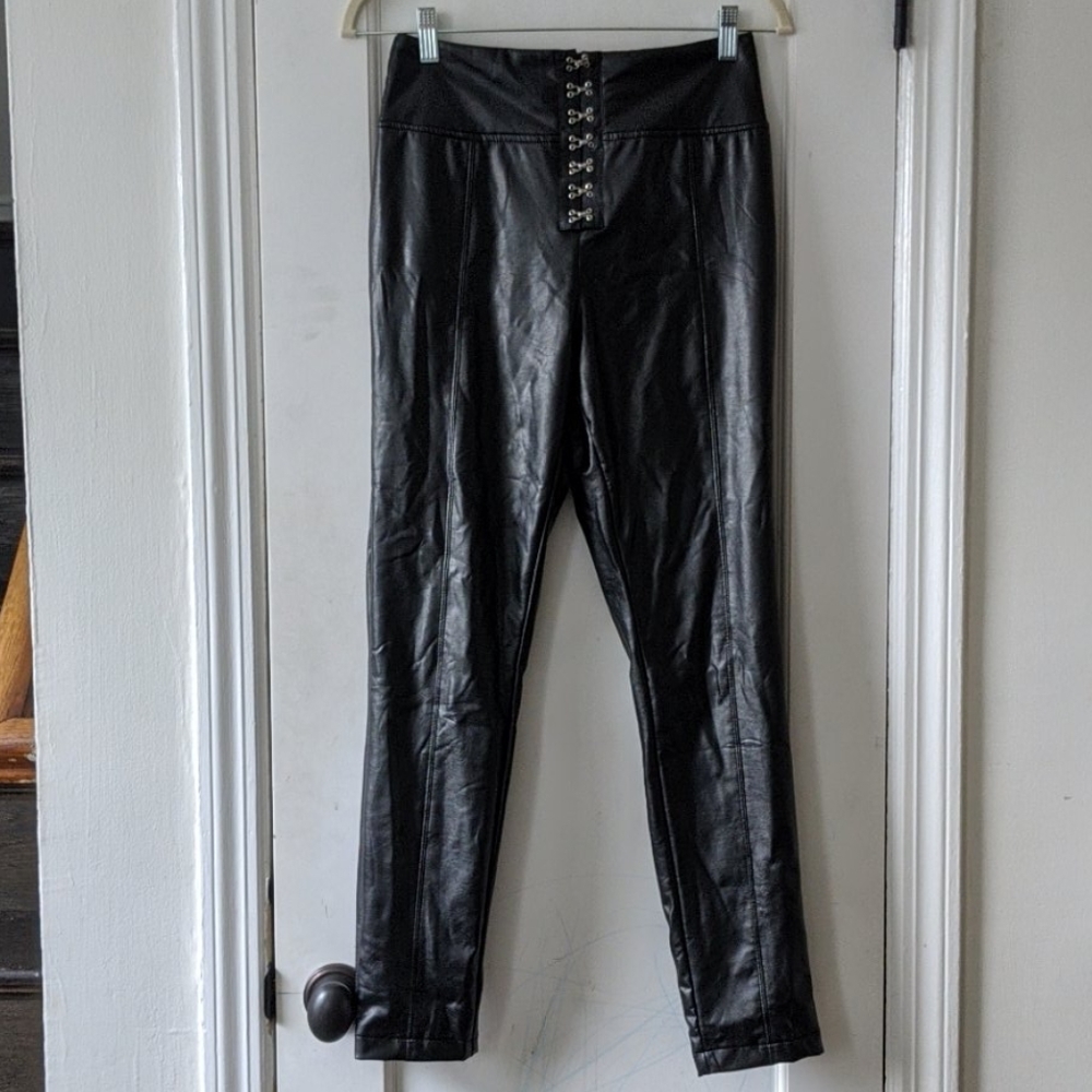 NWT Fake leather pants